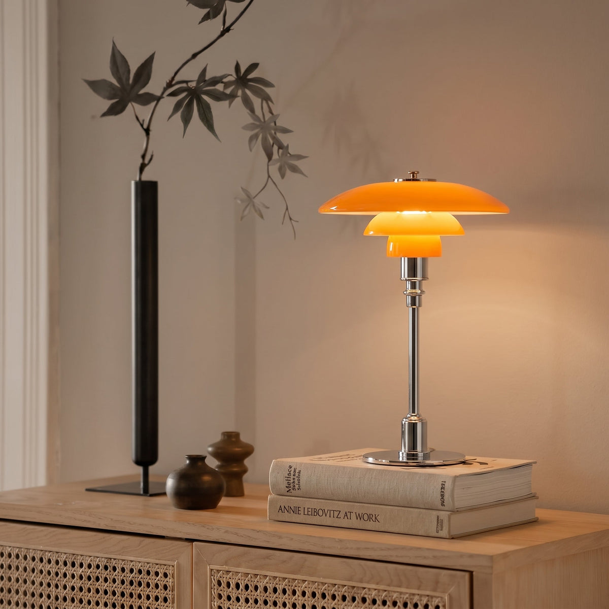 Duńska lampa stołowa designerska